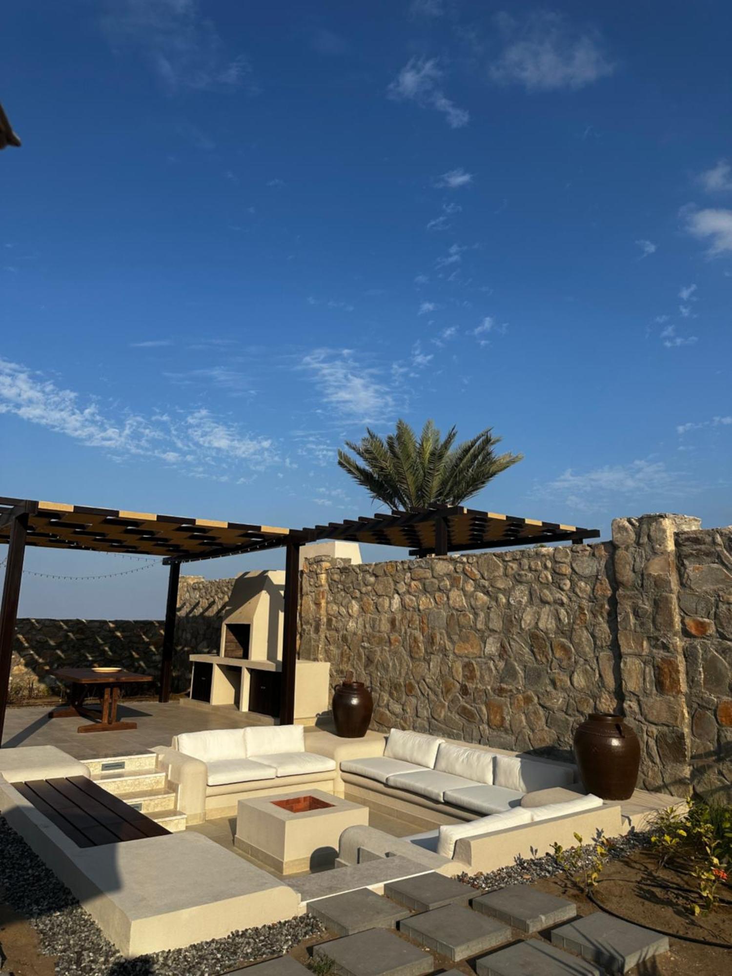 Acacia Sifah * Muscat